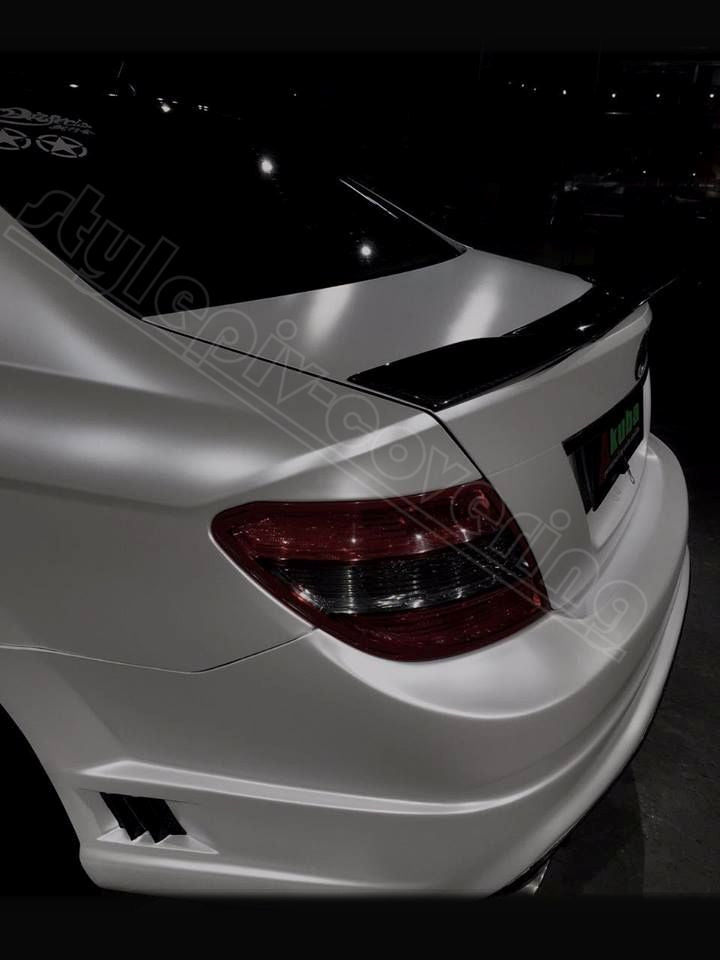 Film covering blanc satin pearl