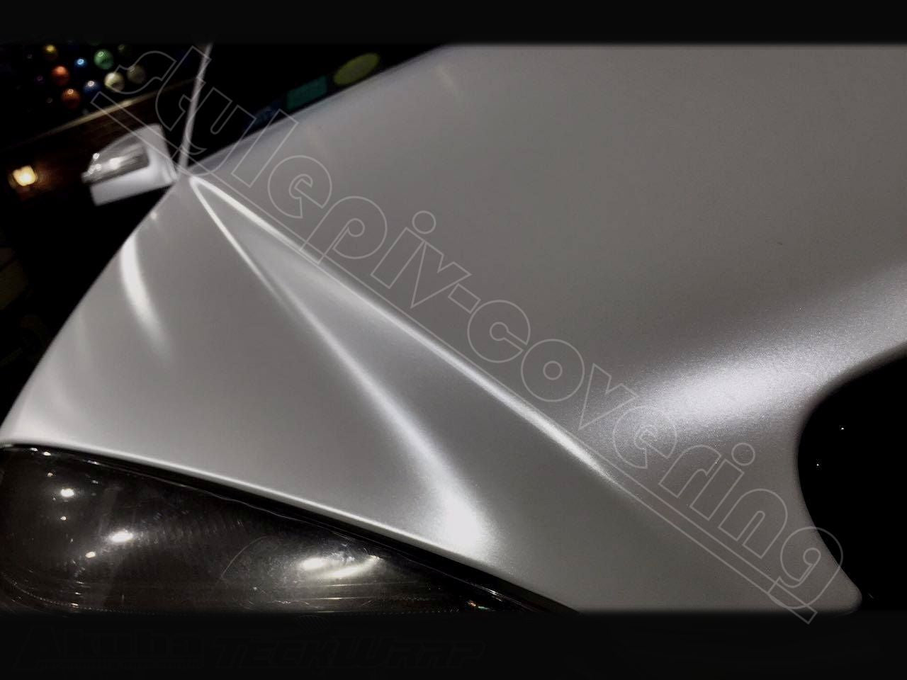 Film covering blanc satin pearl