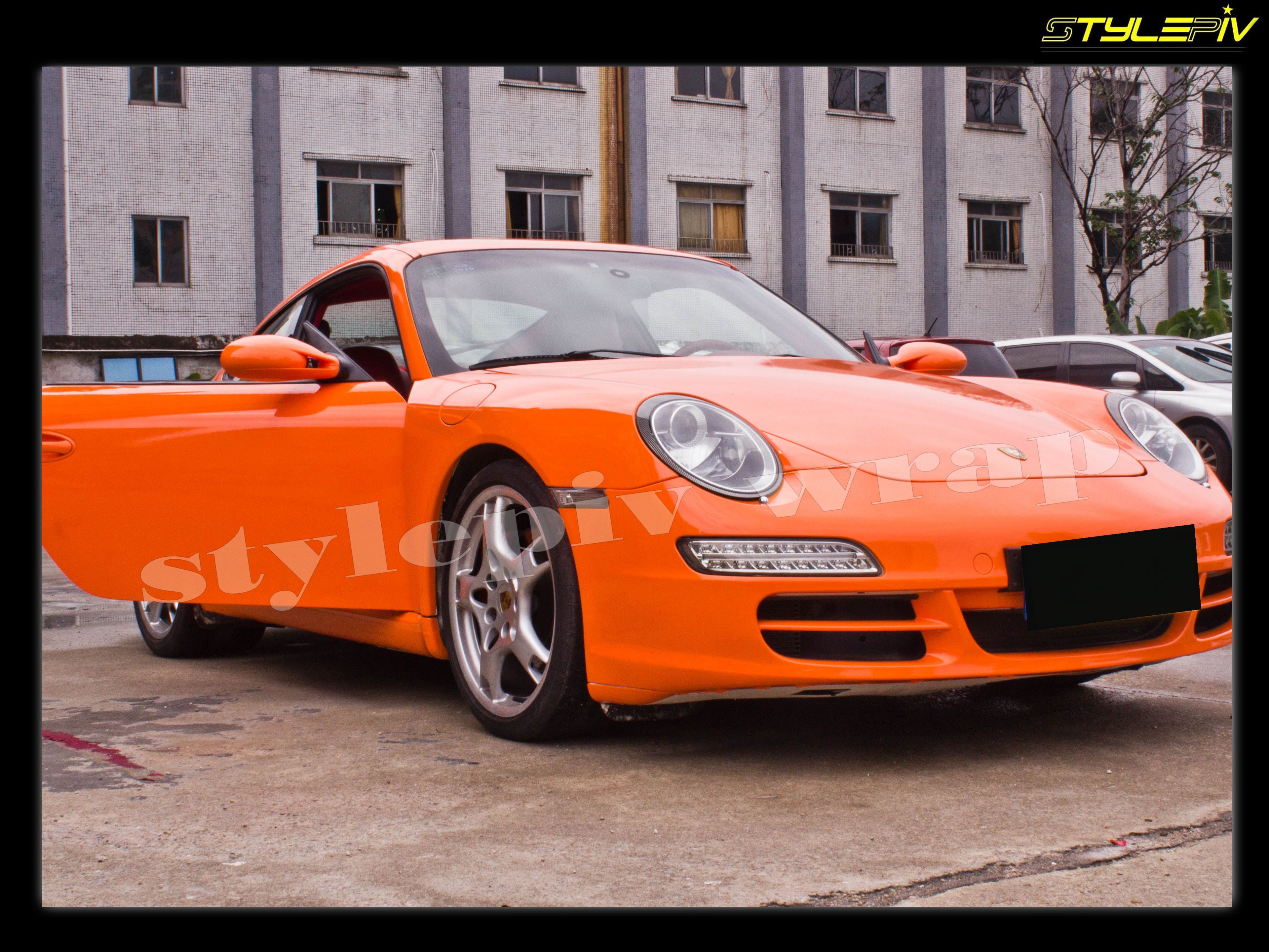 film covering orange brillant