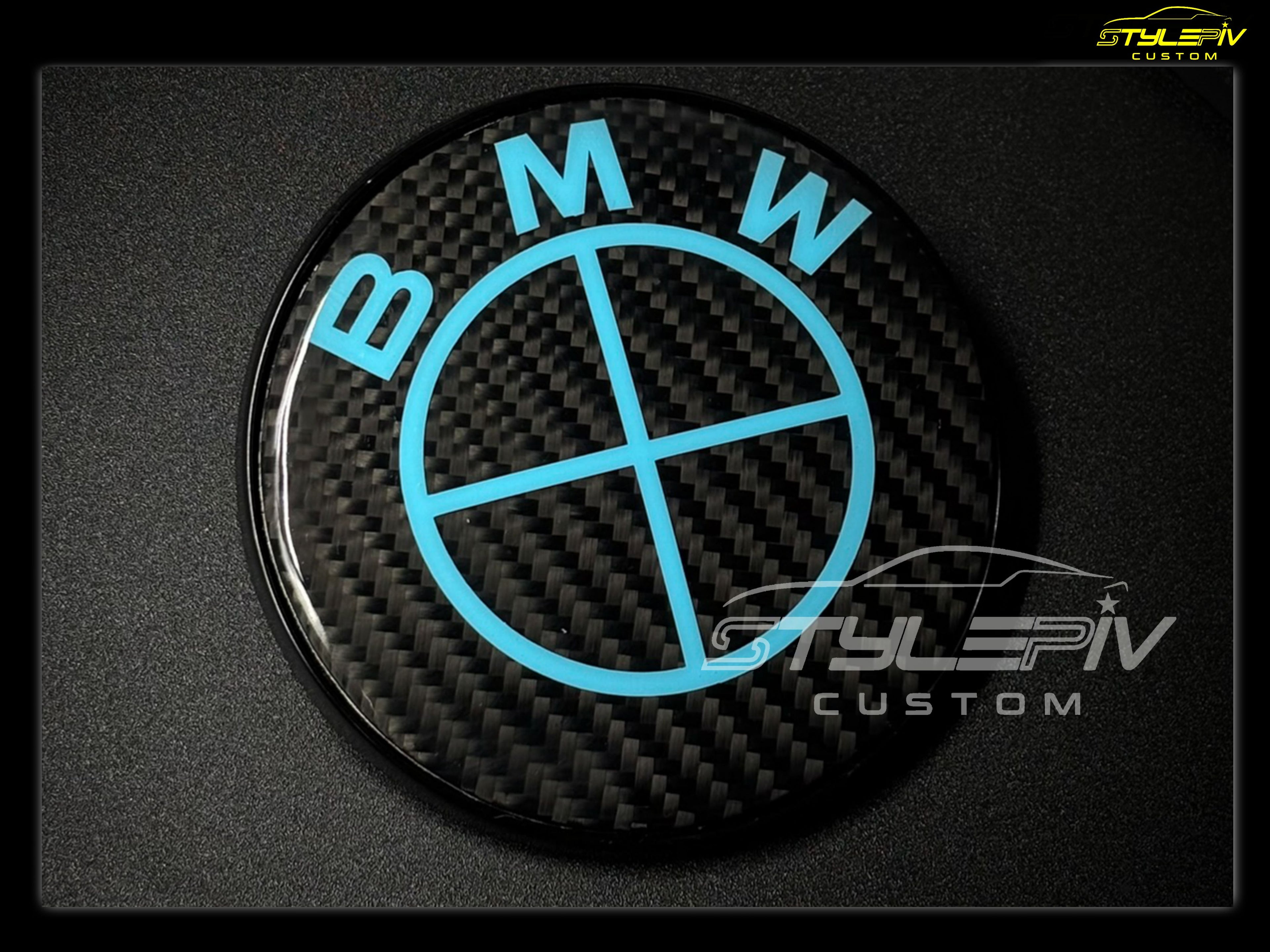 logo personnalisé bleu 'sky blue'brillant carbone