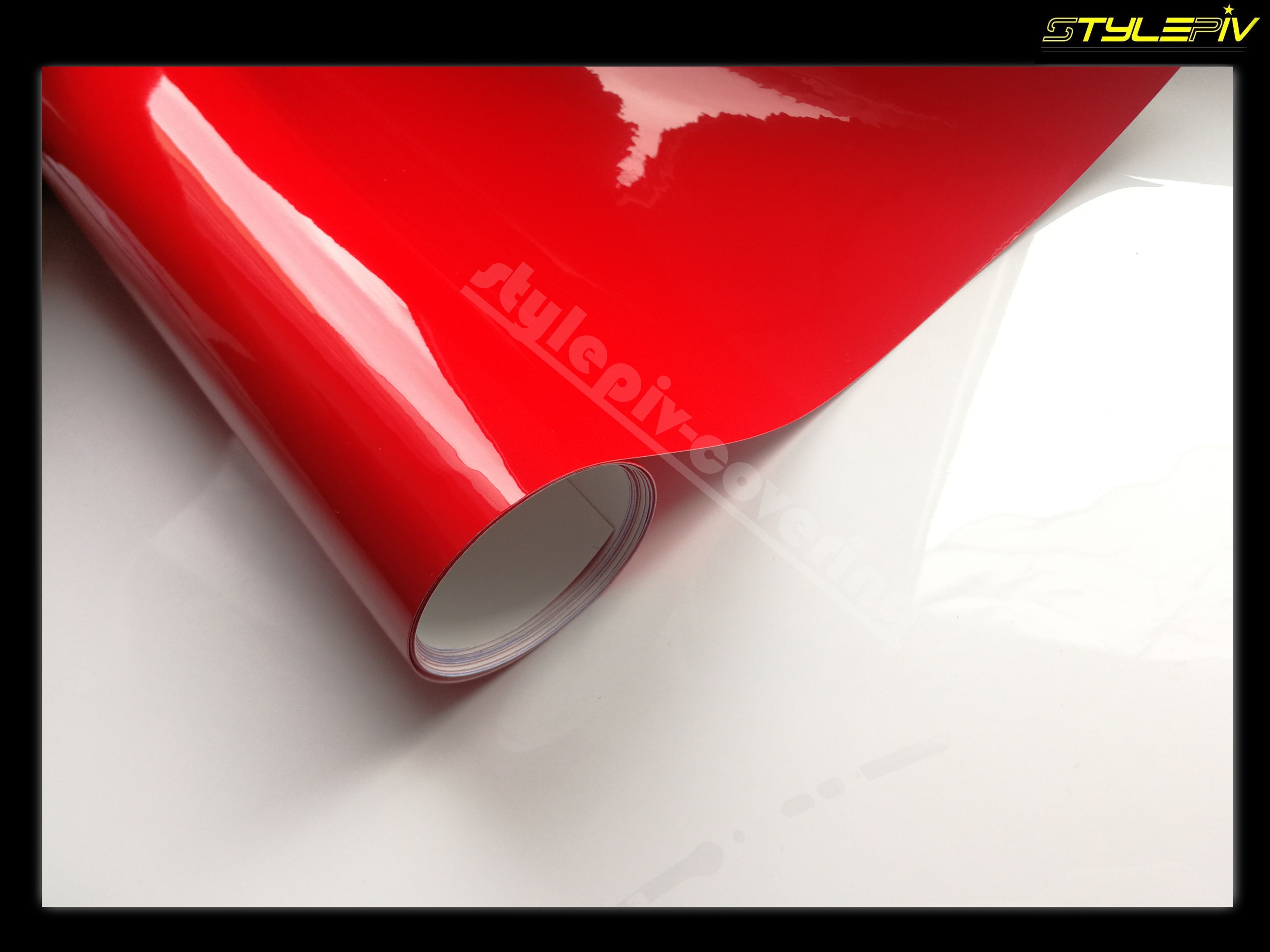 film covering rouge brillant