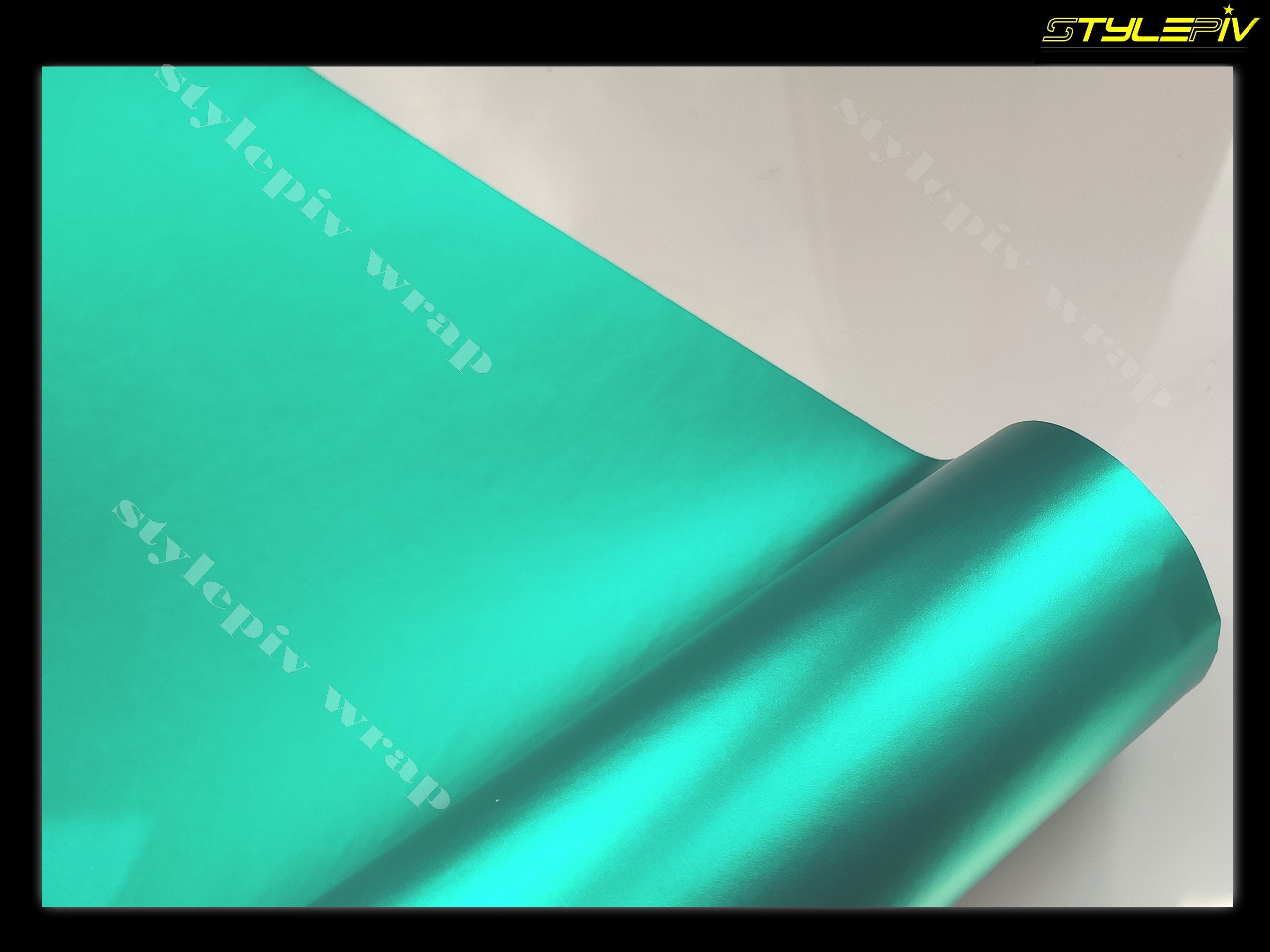 Film covering vert emeraude mat chrome