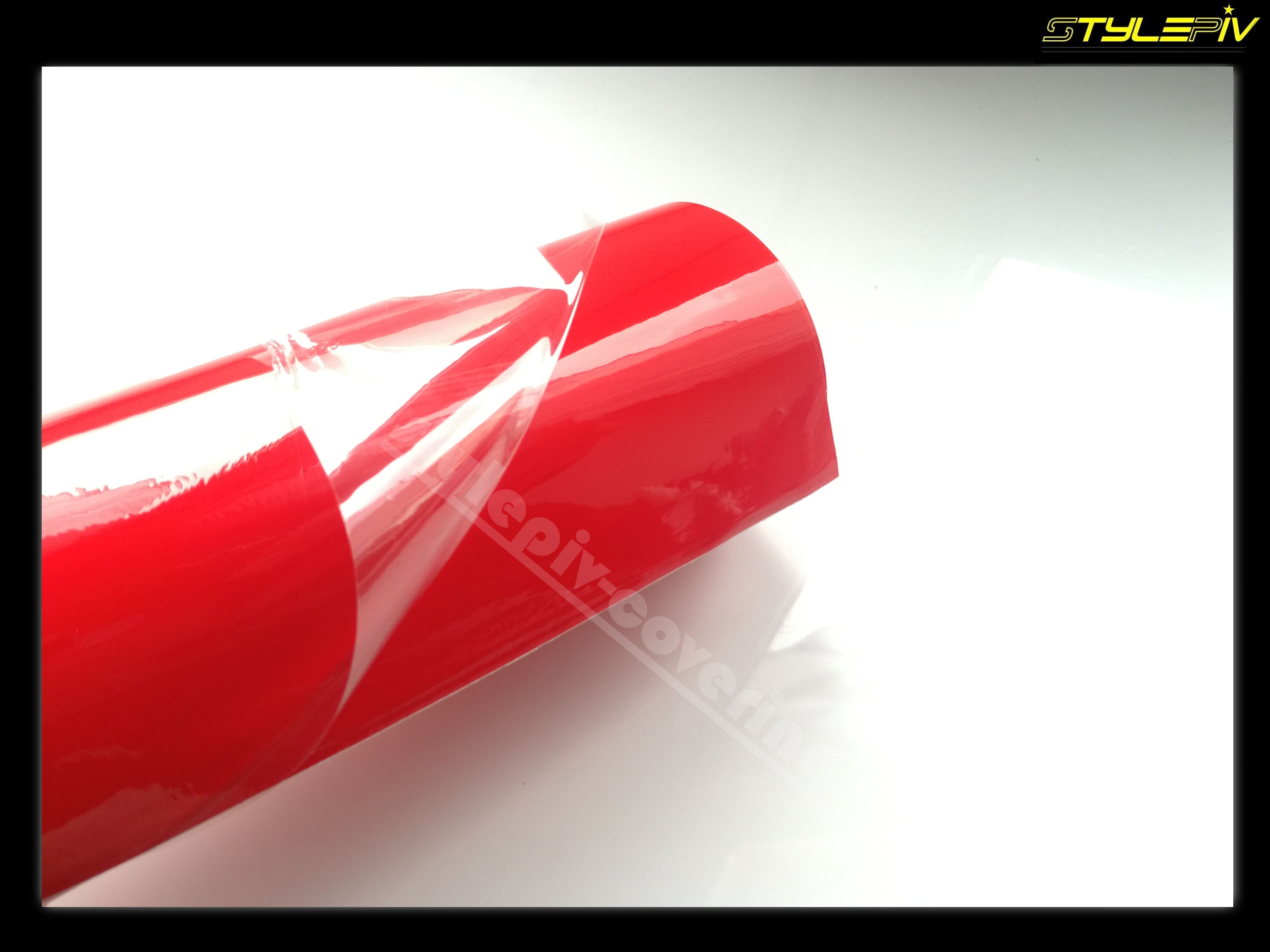 film covering rouge brillant