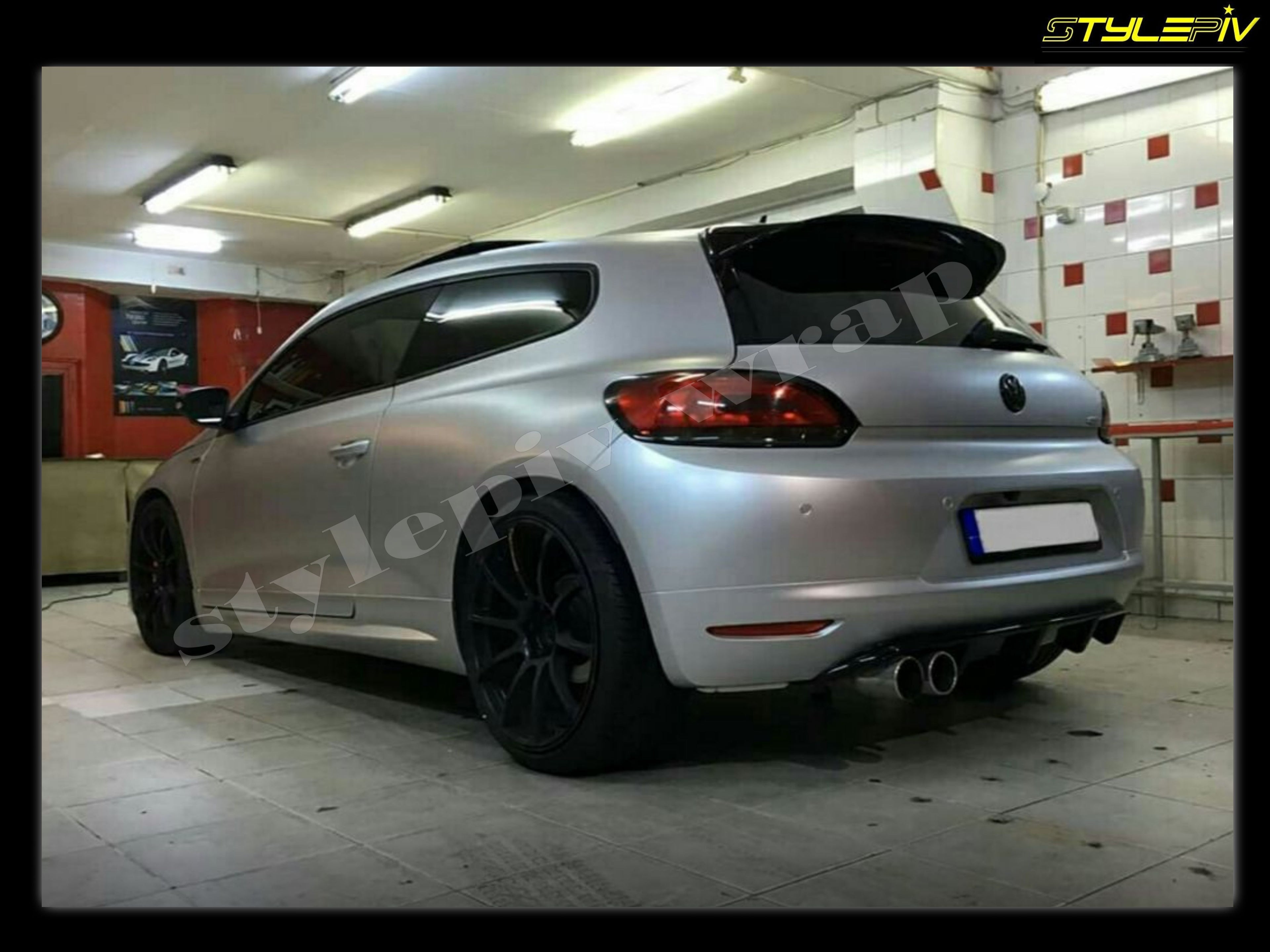 Film covering argent mat chrome